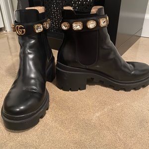 Gucci boots size 37